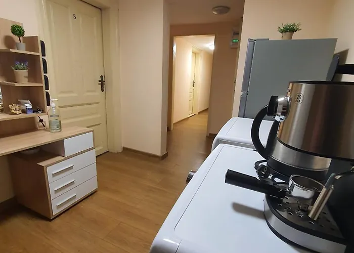 Glavnata Kapana Center *