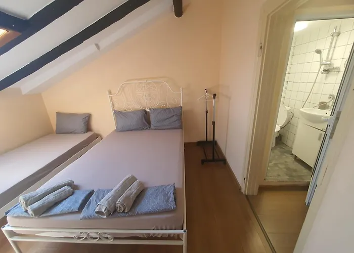 Glavnata Kapana Center *