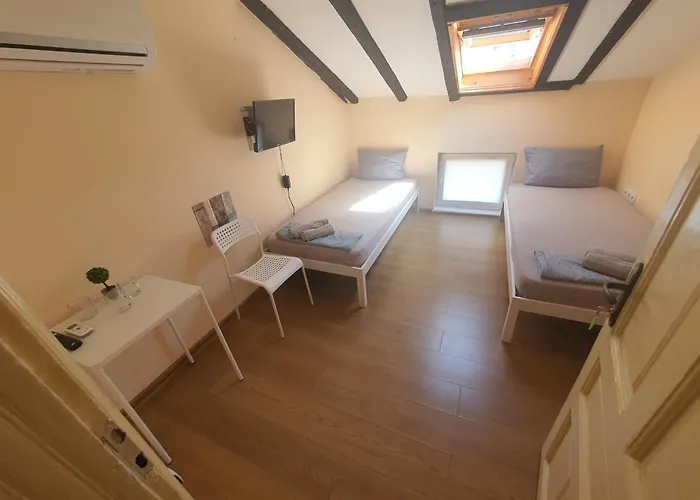 Glavnata Kapana Center