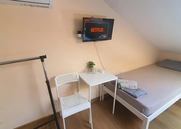 Glavnata Kapana Center *